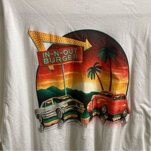 In-N-Out XL T-shirt - California- New